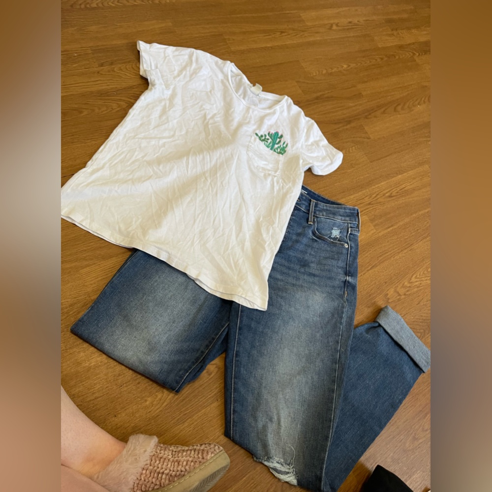 Cactus Pocket Tee